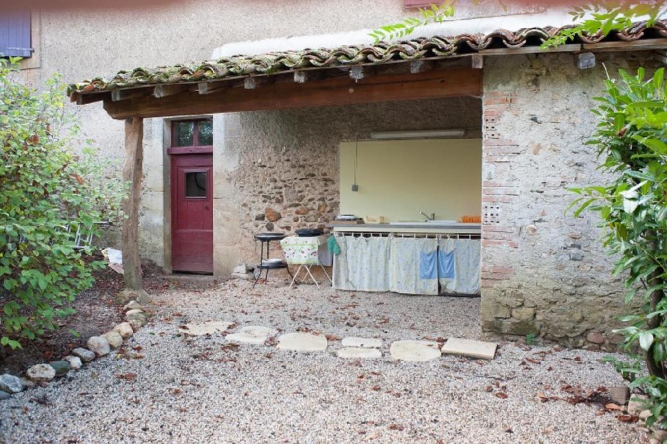 לינה וארוחת בוקר Vénès Domaine De Lalande מראה חיצוני תמונה