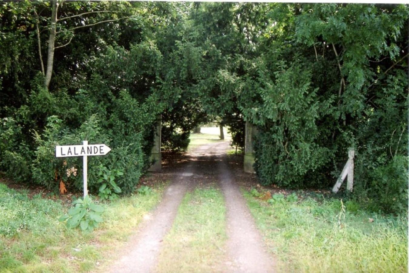 לינה וארוחת בוקר Vénès Domaine De Lalande מראה חיצוני תמונה